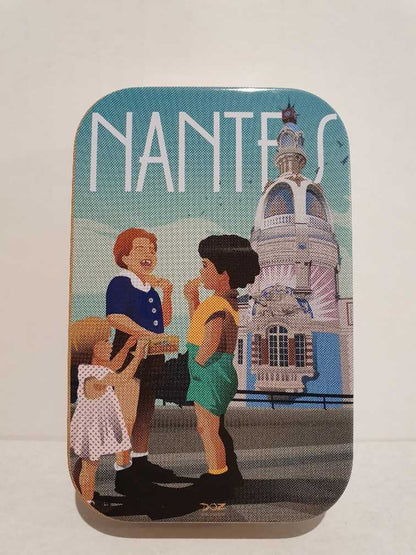 Petites boites au décor de Nantes