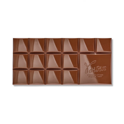 Chocolat VOISIN AU LAIT FONDANT ET ECLATS DE CARAMEL AU BEURRE SALE