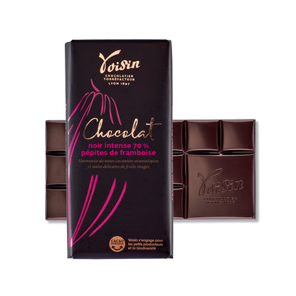 Chocolat VOISIN NOIR INTENSE 70 % AUX PEPITES E FRAMBOISE
